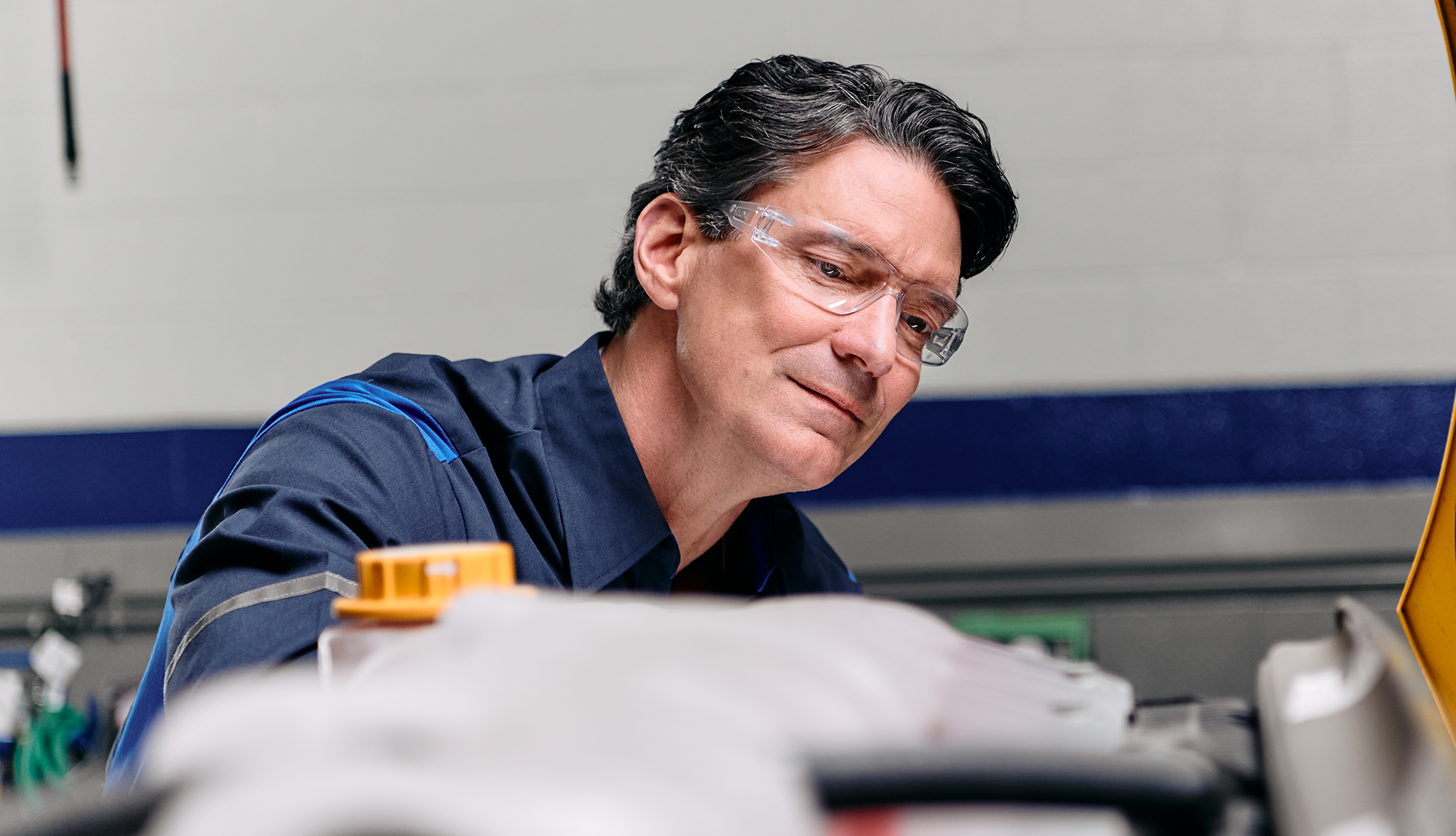 Female Penske Employee